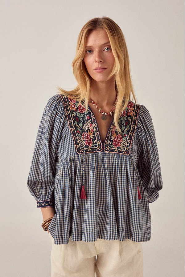 Maison Hotel April Blouse