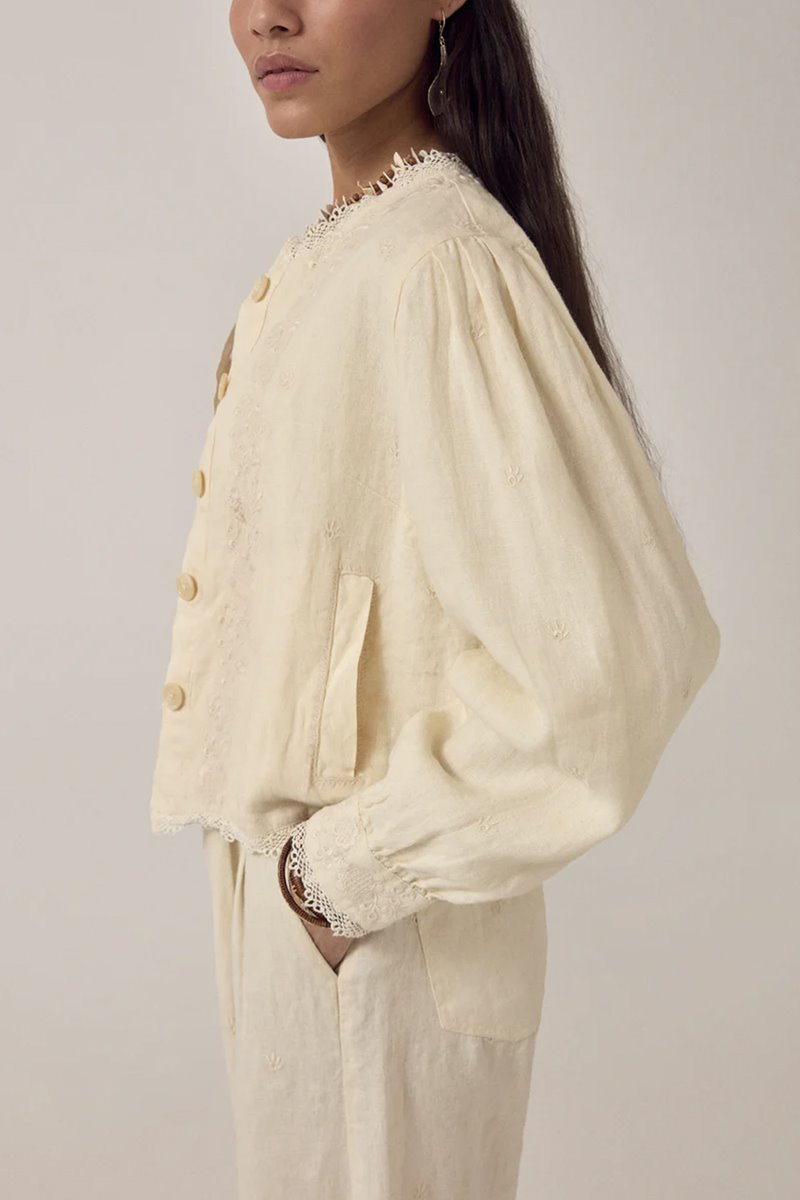 Maison Hotel otelo jacket side