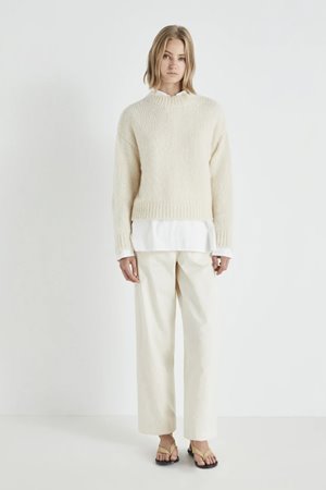 Masscob claude knit talc side
