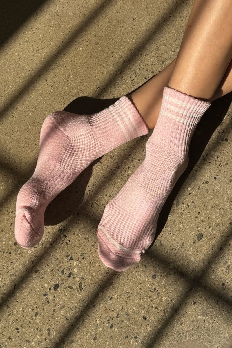 Le Bon Shoppe girlfriend sock  peony side