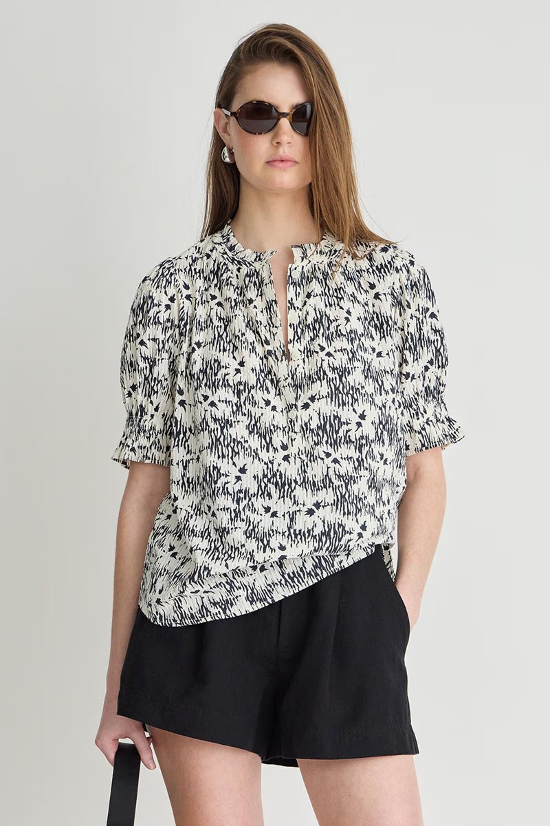 Apiece Apart los altos top  textured tropical midnight back