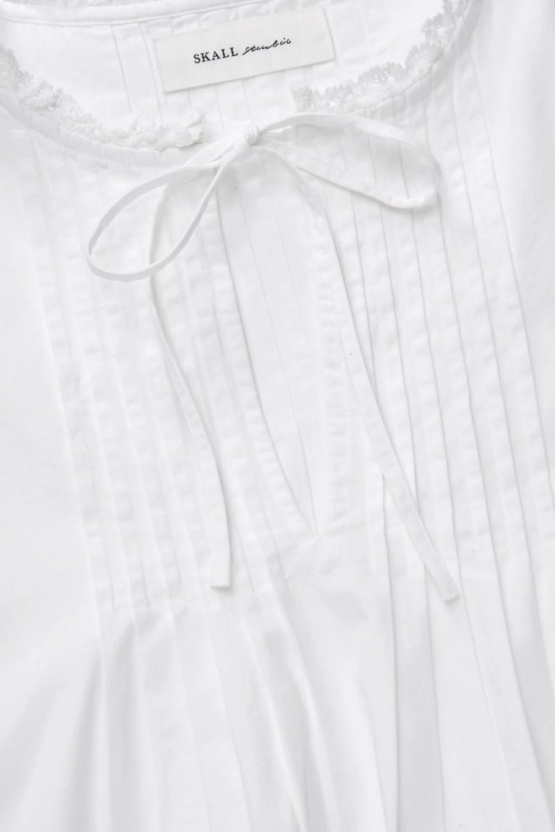 Skall Studio freesia blouse optic white side