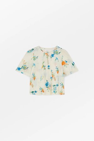 Skall Studio fiore blouse floral bouquet detail
