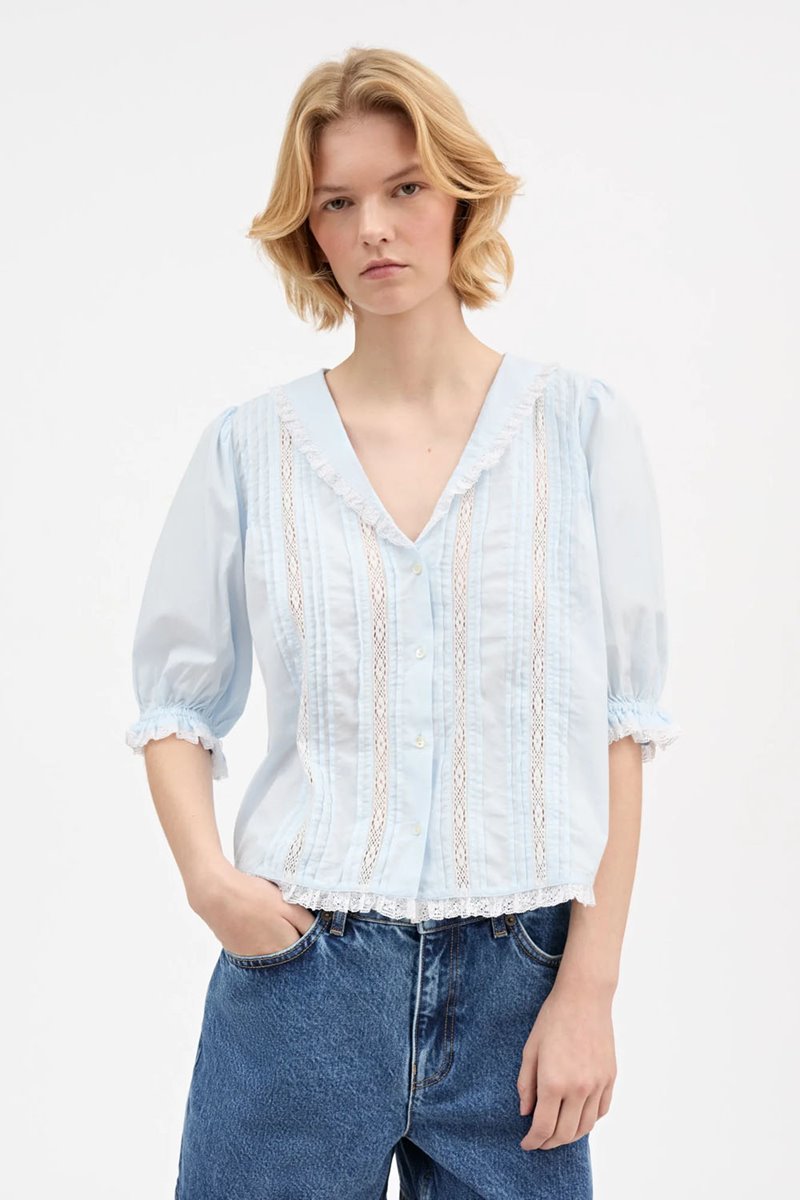 Skall Studio magnolia blouse light blue