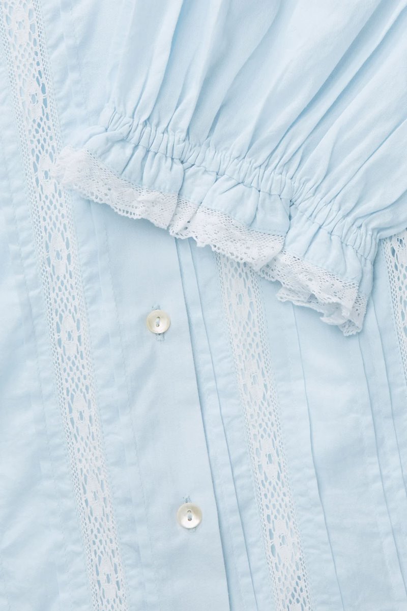 Skall Studio magnolia blouse light blue side