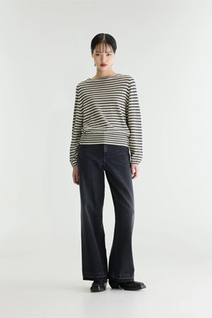 Bellerose gerhi sweater  side