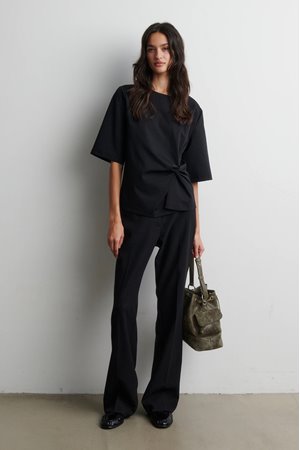 Second Female arkai drape tee side