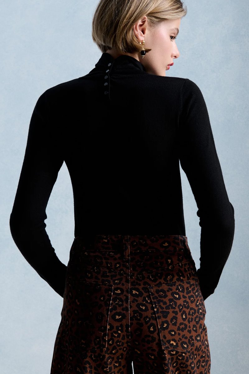 Petite Mendigote mania knit black side
