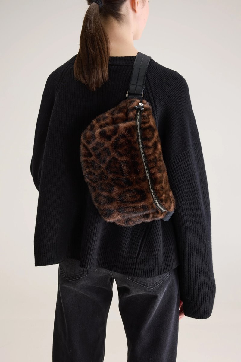 Bellerose joswell muff bag brown leopard back