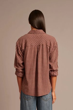 Xirena  jordy shirt bourbon rose detail