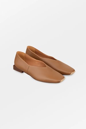 Skall Studio square loafer cognac 