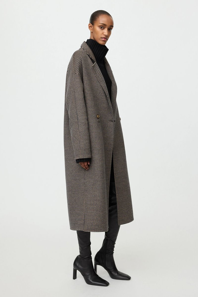 Soft Goat oversized houndstooth coat  side