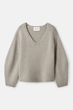 Soft Goat puff sleeve v neck  back