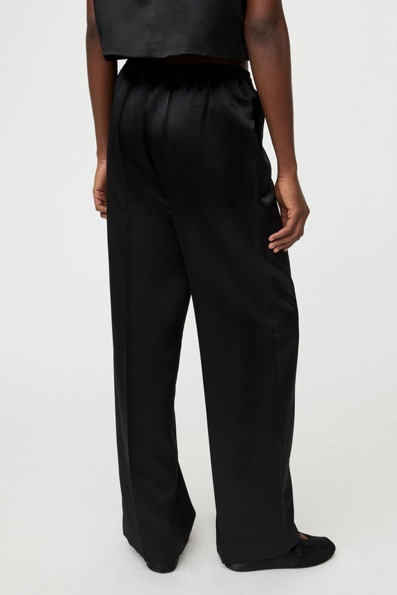 Soft Goat silk pants  side