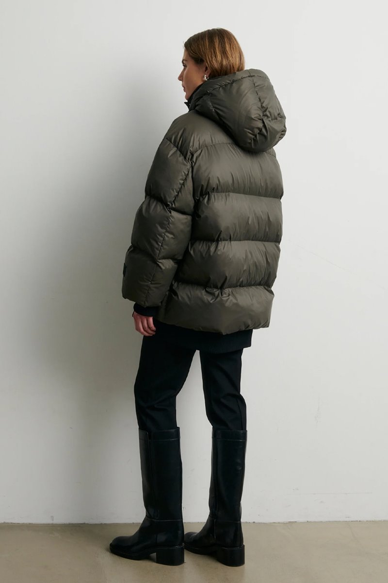 Second Female riya rib puffer jacket back