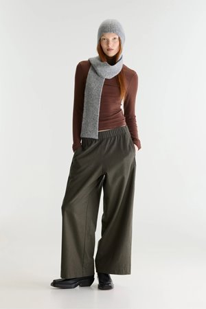 Bellerose joline pant beluga side