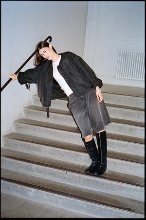 Rabens Saloner glod arched jacket black side
