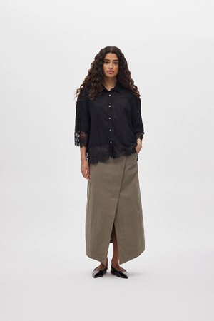 Rabens Saloner laced shirt black side