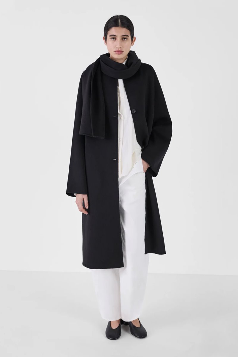 Masscob uma coat black