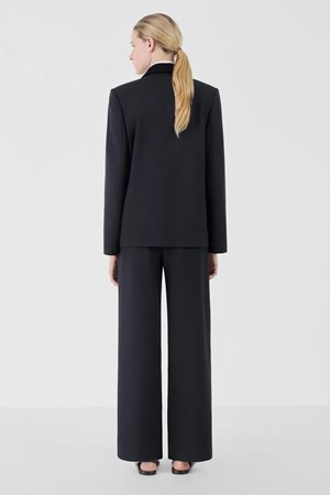 Masscob claire jacket black detail