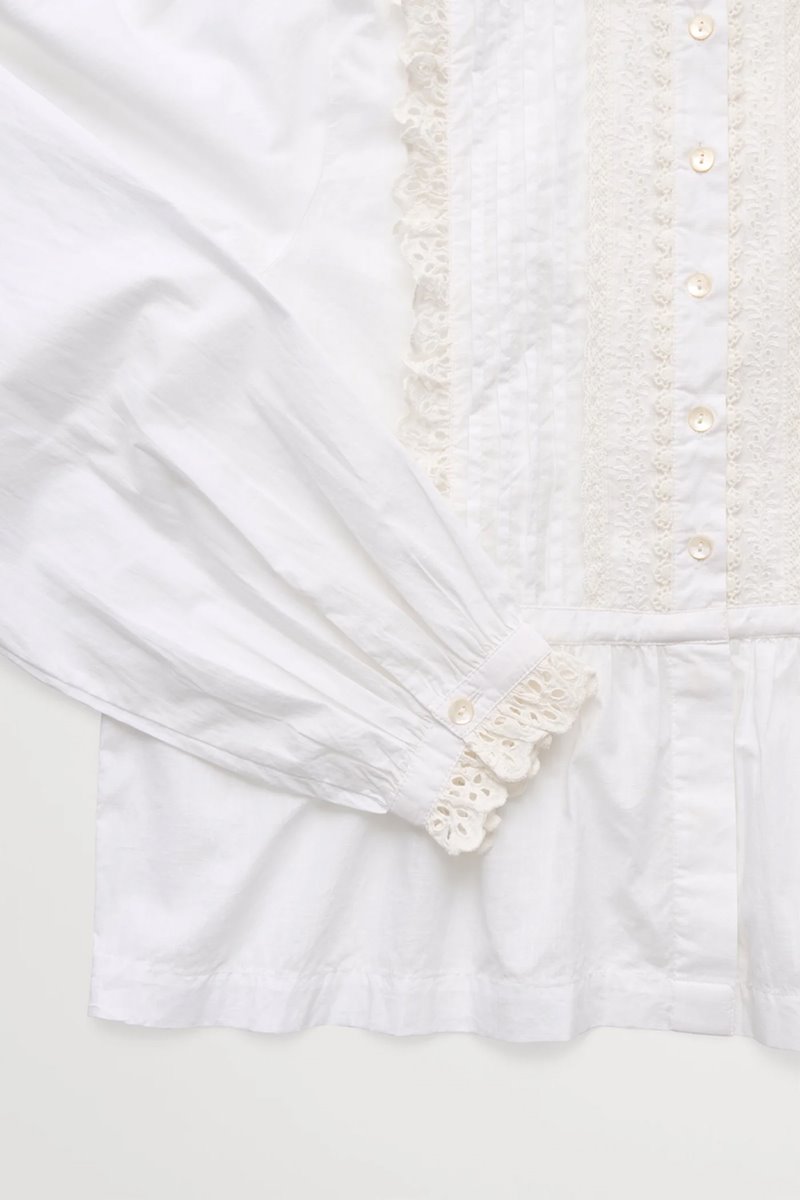 Skall Studio lesley shirt white detail