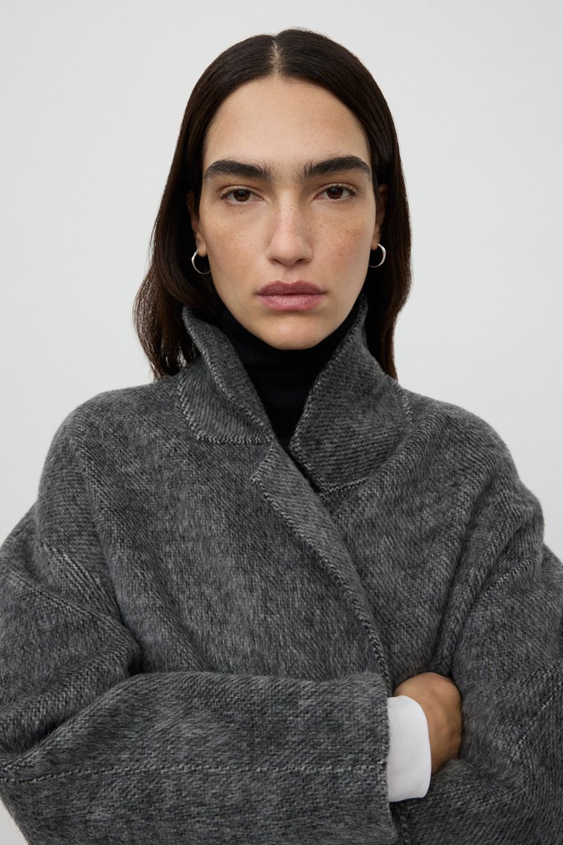 Soft Goat herringbone coat side