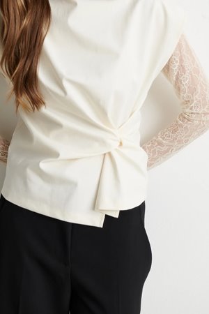 Second Female arkai drape top eggnog back