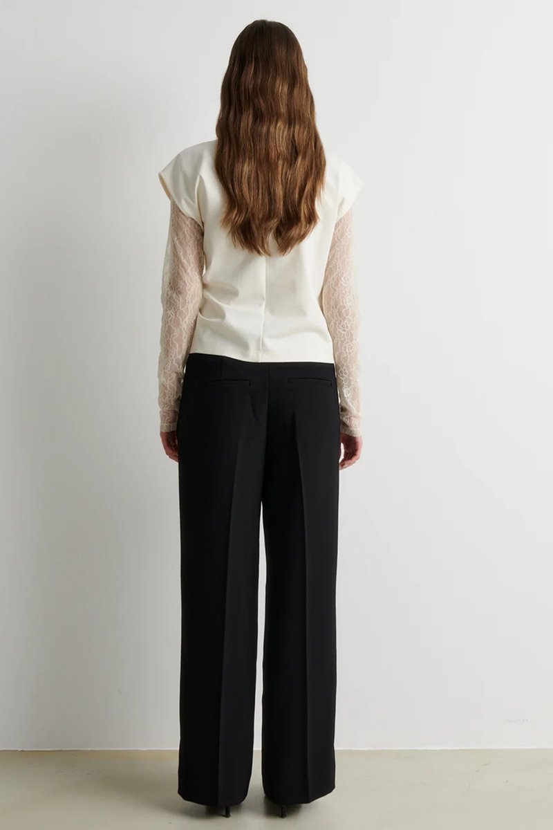 Second Female arkai drape top eggnog side