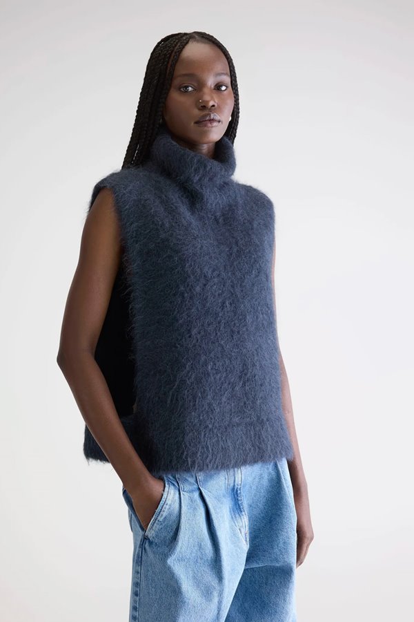 Daren Knitted Vest Navy Bellerose Daren Knitted Vest Navy