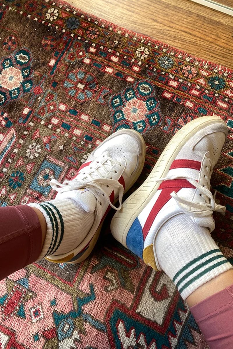 Le Bon Shoppe girlfriend sock - egret side