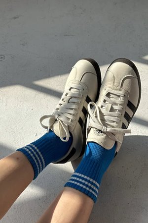 Le Bon Shoppe girlfriend sock - royal blue side Le Bon Shoppe girlfriend sock - royal blue side